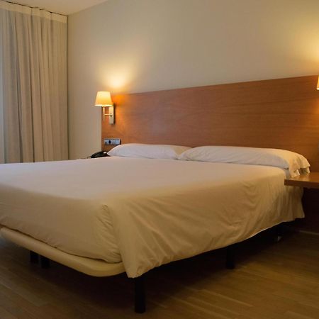Onix Rambla Hotel Barcelona Exterior photo